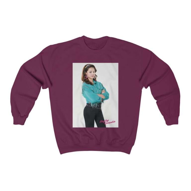 The Goldbergs Hayley Orrantia in Green Fringe Jacket - Sweatshirt - Image 14