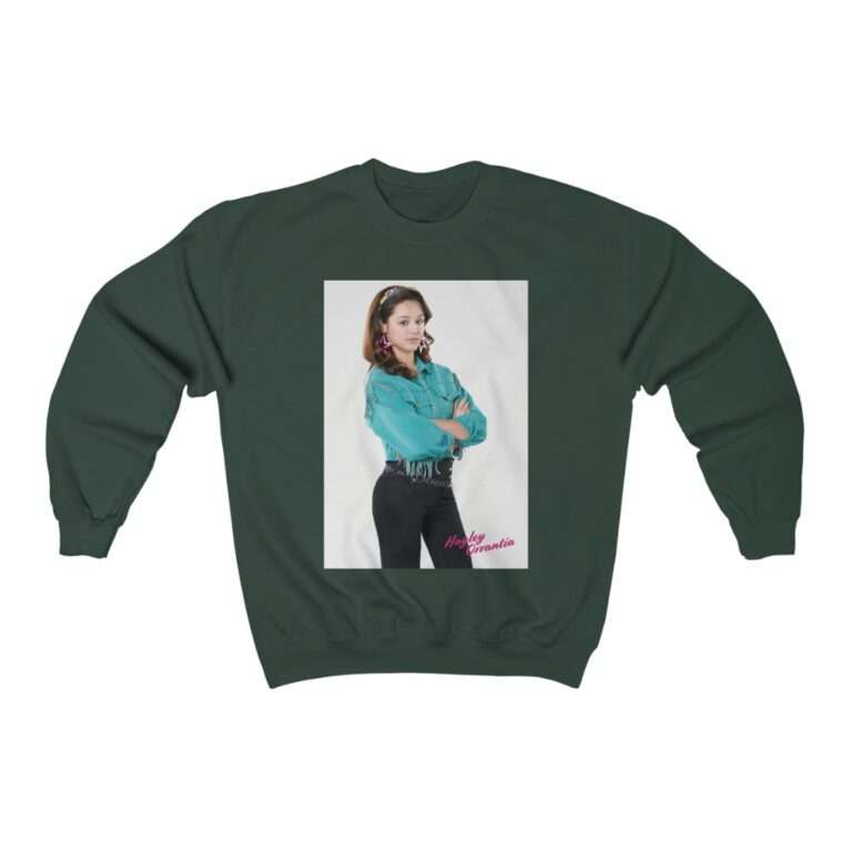 The Goldbergs Hayley Orrantia in Green Fringe Jacket - Sweatshirt - Image 7