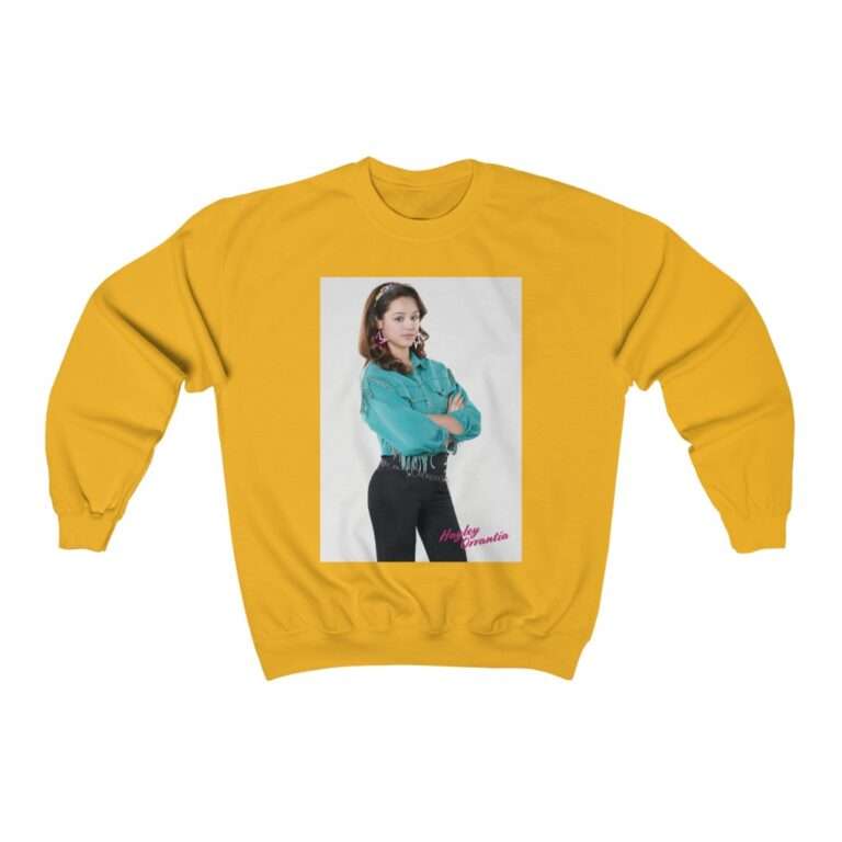 The Goldbergs Hayley Orrantia in Green Fringe Jacket - Sweatshirt - Image 4