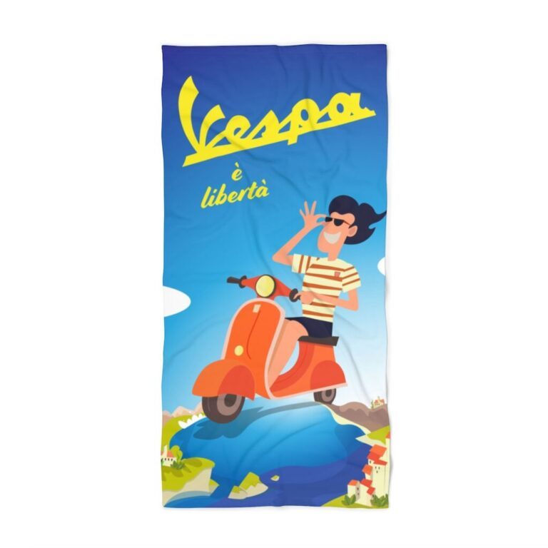 'Vespa È Libertà' Bath/Beach Towel