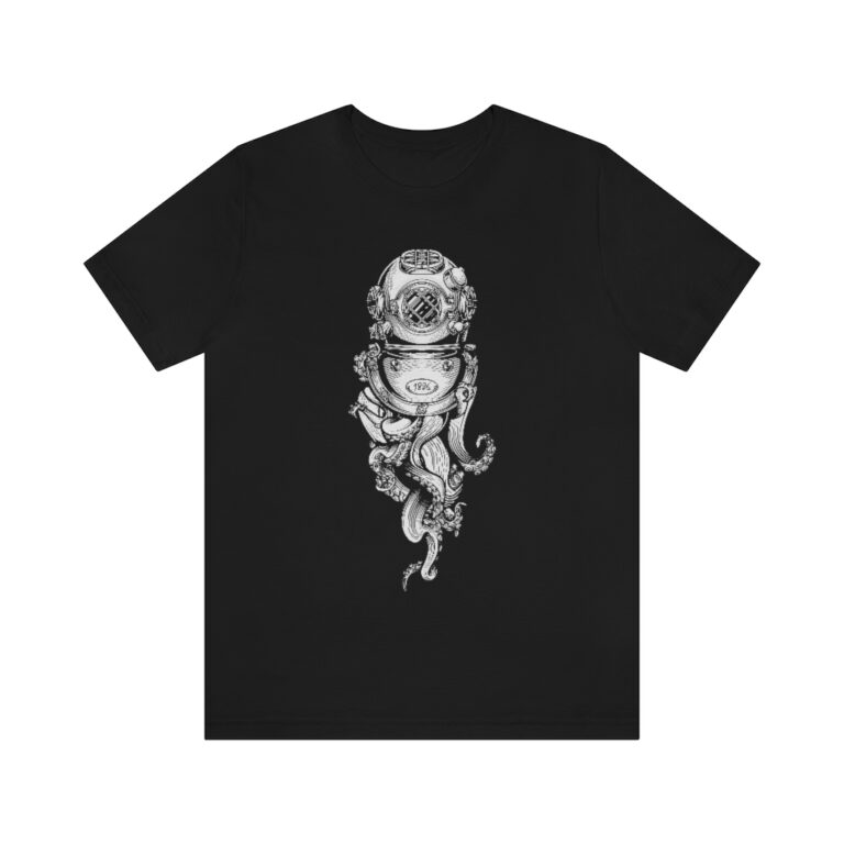 Octopus in Scuba Diving Mask T-Shirt